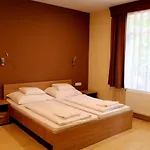 Hotel Bf