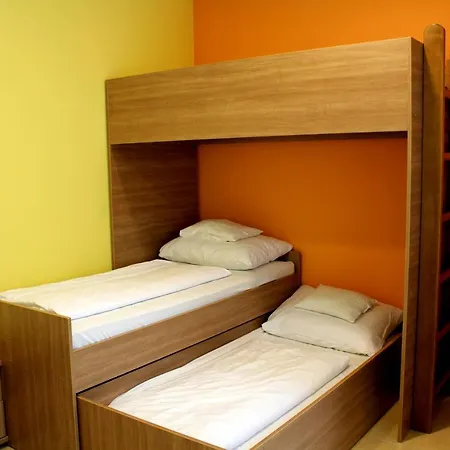 Bf מלון Balatonföldvár