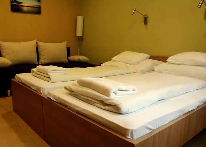 ホテル Bf Balatonföldvár